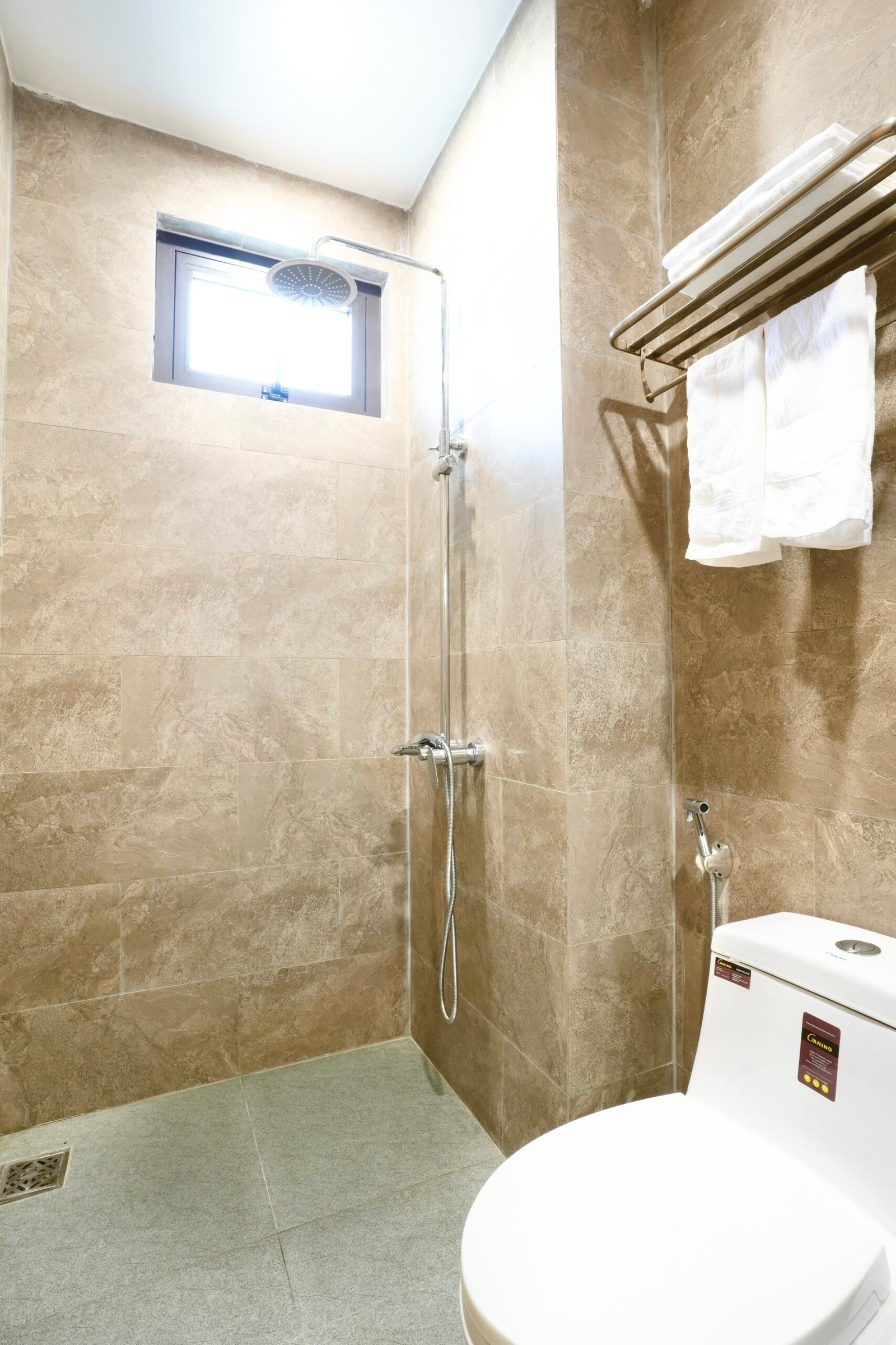 Calm atmosphere and clean interior of Garden Balcony King Room, Hoi An homestay