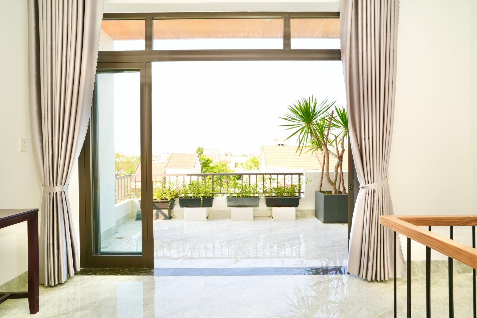 Private Dual Balcony King Room at Kalinh Homestay Hoi An, Floor 3, most private room