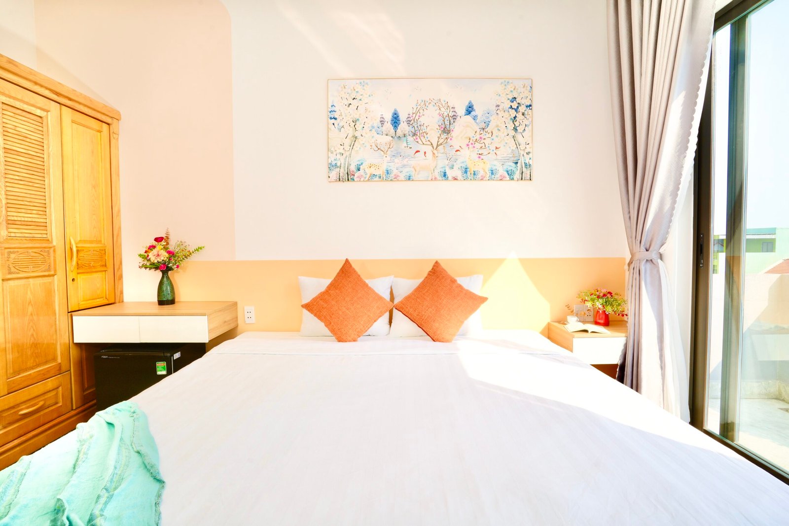 Back balcony and airflow in Private Dual Balcony King Room, Kalinh Homestay Hoi An